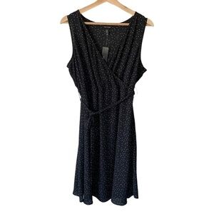 Stork & Babe Maternity Black Polka Dot Sleeveless Dress V-Neck Size Large NWT